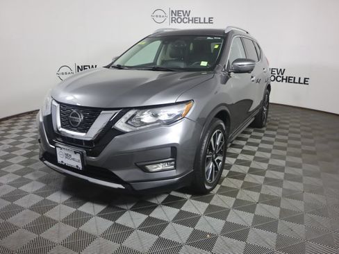 Used 2019 Nissan Rogue SL w/ Premium Package AWD/4WD image 3