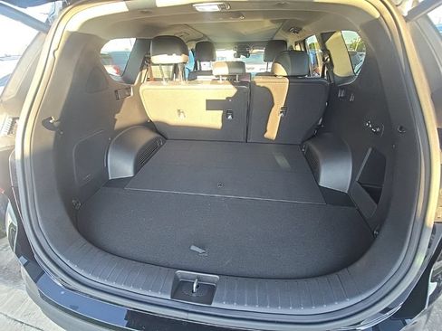 Used 2023 Hyundai Santa Fe Limited AWD/4WD image 10