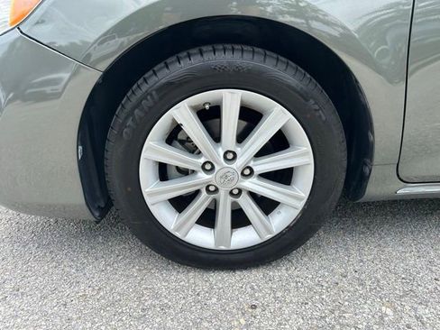 Used 2012 Toyota Camry XLE FWD image 23