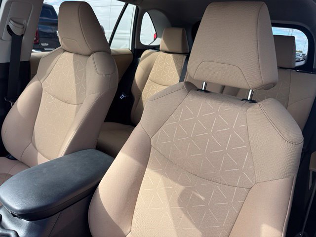 Used 2024 Toyota RAV4 XLE w/ Convenience Package FWD image 11