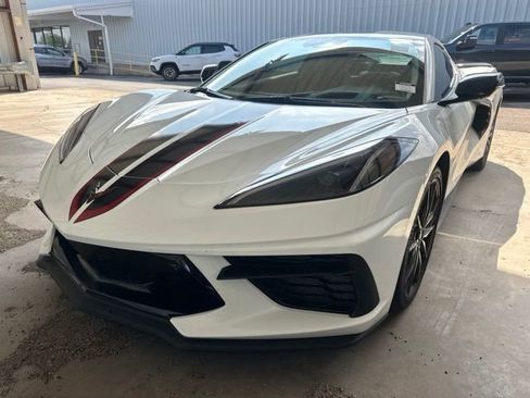 Used 2024 Chevrolet Corvette Stingray Premium Cpe w/ Z51 Performance Package RWD image 15