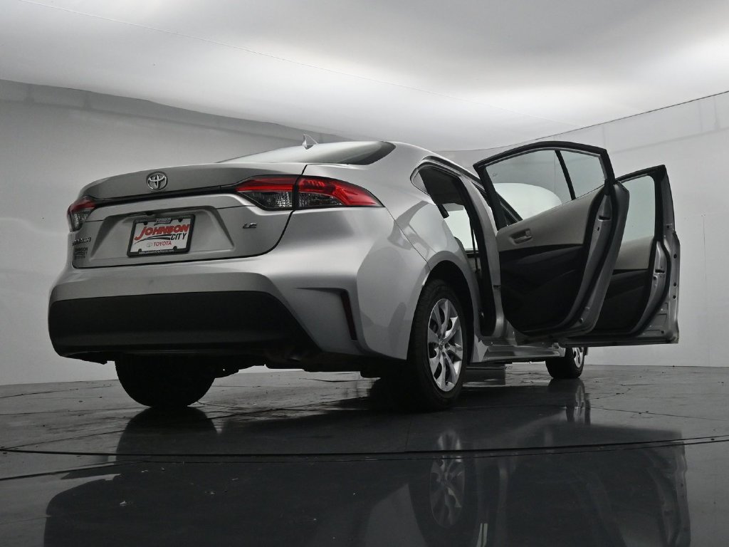 Used 2023 Toyota Corolla LE FWD image 44