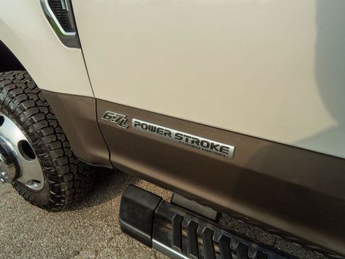 Used 2019 Ford F350 King Ranch w/ Chrome Package AWD/4WD image 6