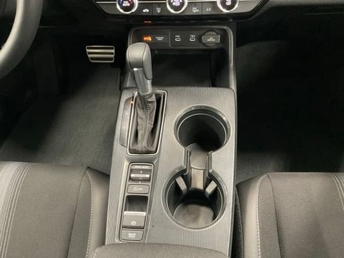 Certified 2025 Honda Civic Sport image 24