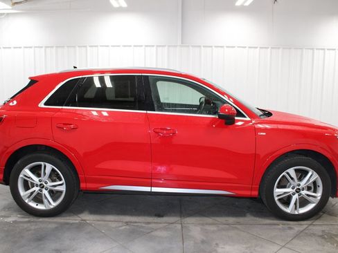 Used 2023 Audi Q3 2.0T Premium Plus w/ Premium Plus Package AWD/4WD image 11