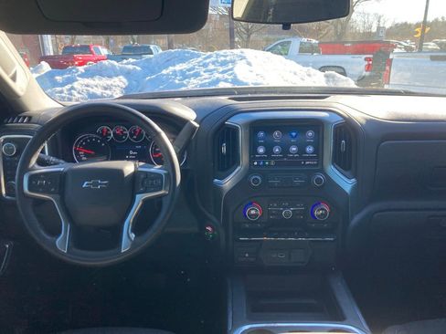 Used 2021 Chevrolet Silverado 1500 LT Trail Boss w/ LPO, Dark Essentials Package image 11