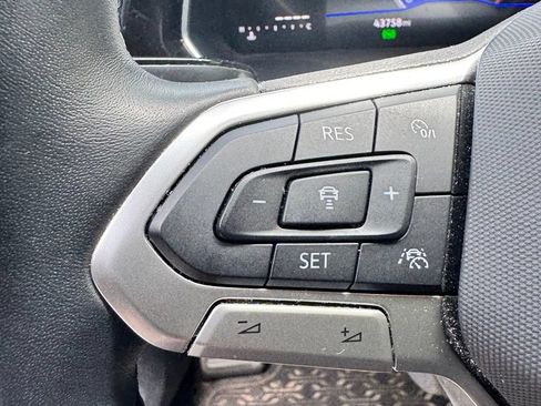 Used 2024 Volkswagen Jetta Sport FWD image 21