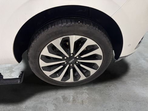 Used 2023 Lincoln Navigator L Reserve AWD/4WD image 14