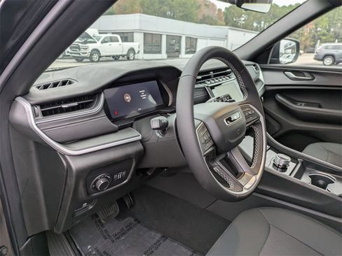 New 2025 Jeep Grand Cherokee Laredo X image 14