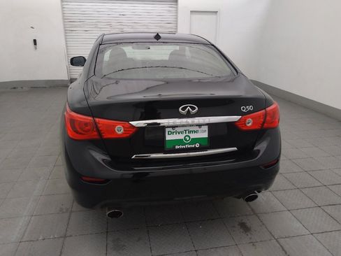 Used 2017 INFINITI Q50 2.0t w/ Moonroof Package RWD image 6