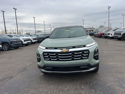 New 2026 Chevrolet Equinox LT image 8