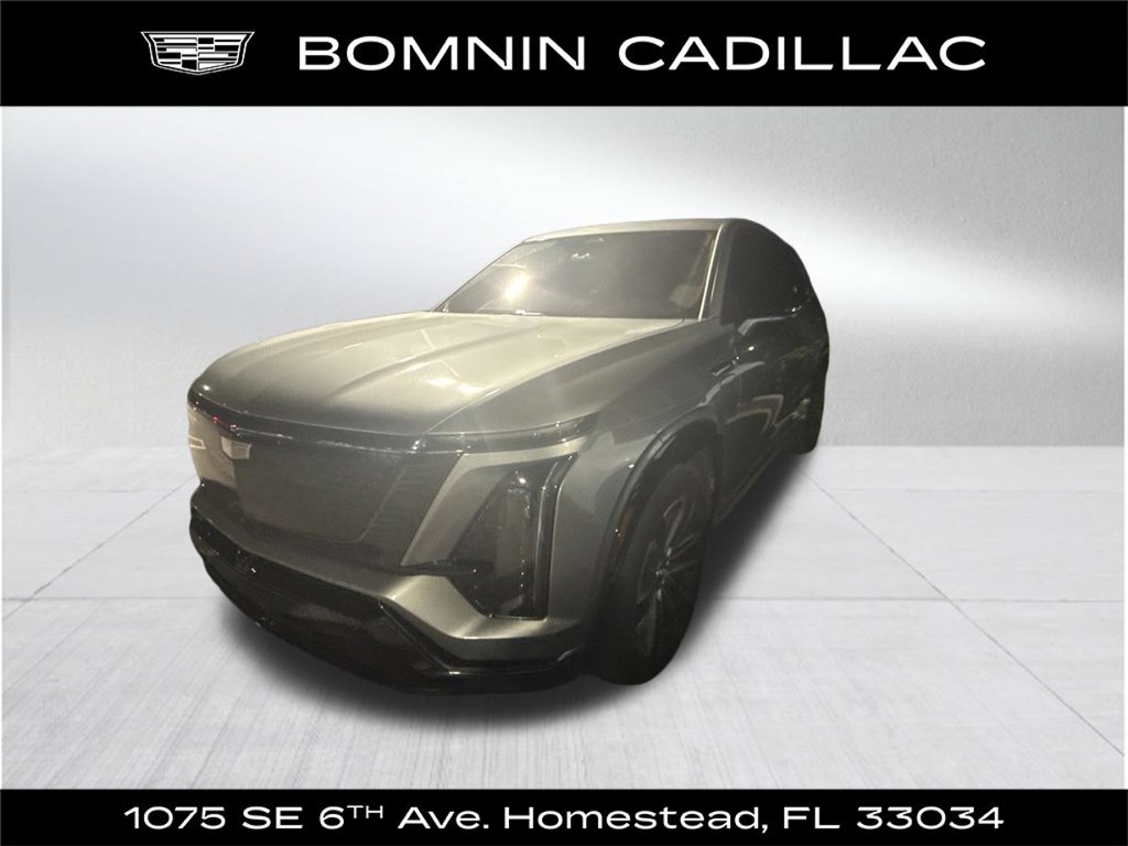 Certified 2026 Cadillac Vistiq Luxury AWD/4WD image 1