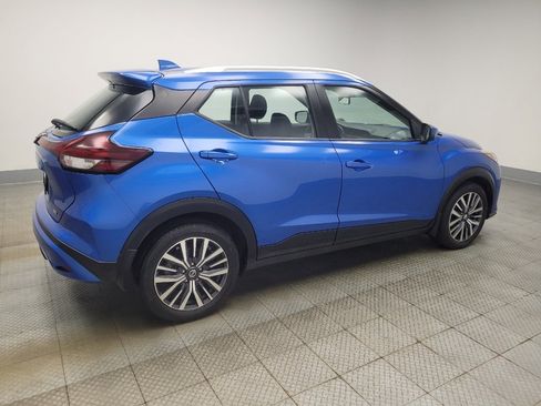 Used 2021 Nissan Kicks SV w/ Interior Electronics Package image 10