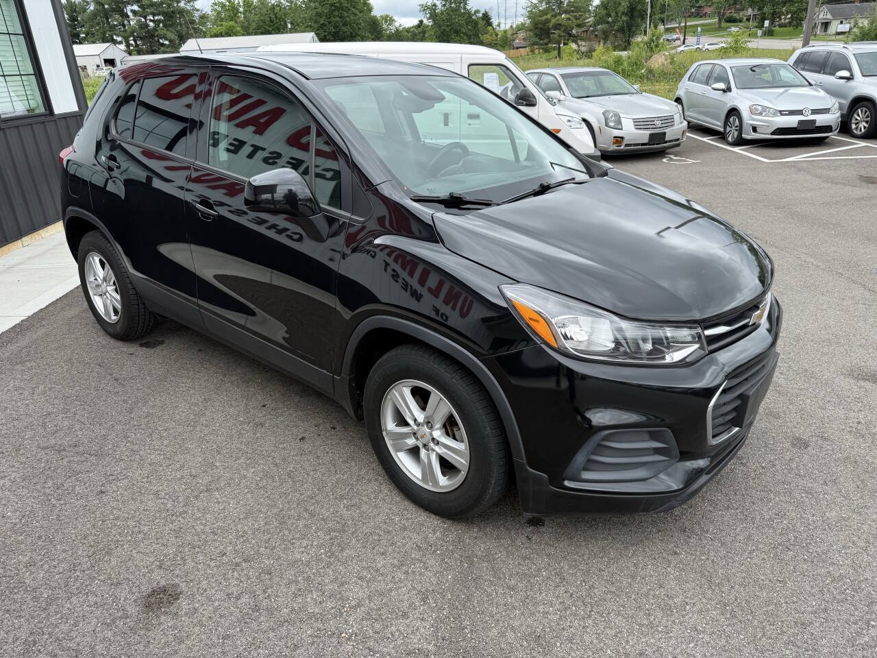 Used 2020 Chevrolet Trax LS w/ Tint and Cruise Package FWD image 5