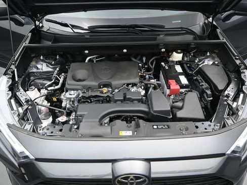 Used 2025 Toyota RAV4 LE FWD image 16