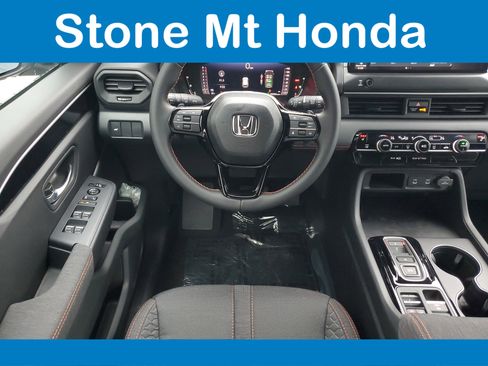 New 2026 Honda Pilot Sport image 17