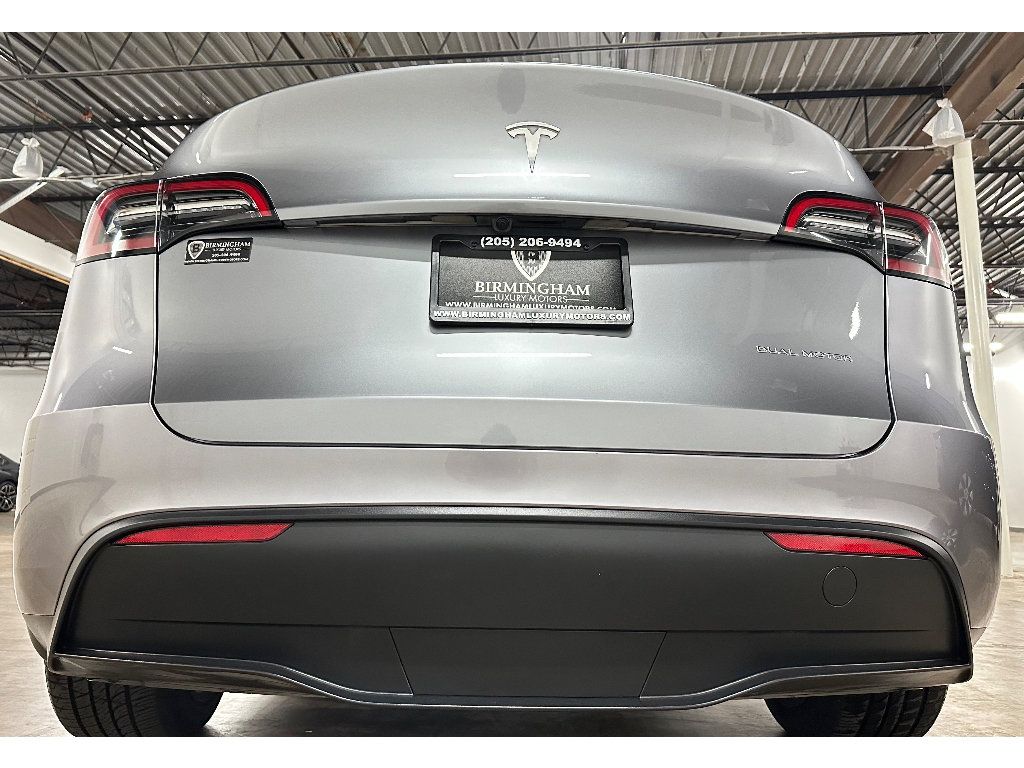 Used 2024 Tesla Model Y Long Range AWD/4WD image 14