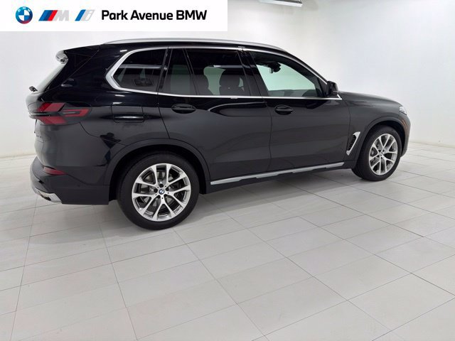 Certified 2024 BMW X5 xDrive40i w/ Premium Package AWD/4WD image 6