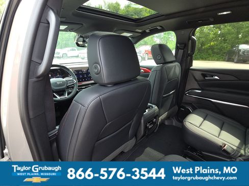 New 2026 Chevrolet Traverse Z71 w/ Enhanced Driving Package AWD/4WD image 28