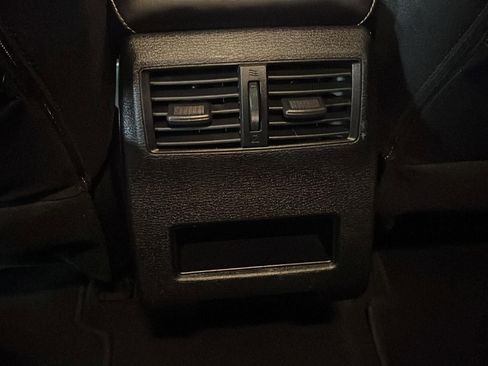 Used 2022 Mitsubishi Outlander ES image 18