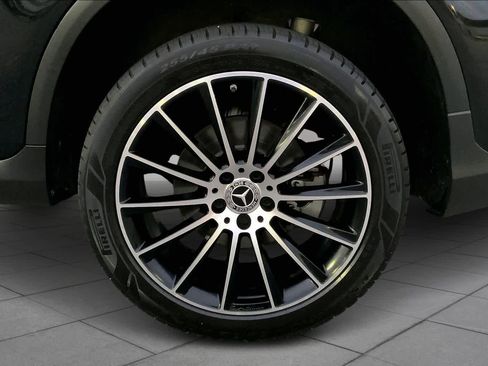 Used 2022 Mercedes-Benz GLC 300 image 10