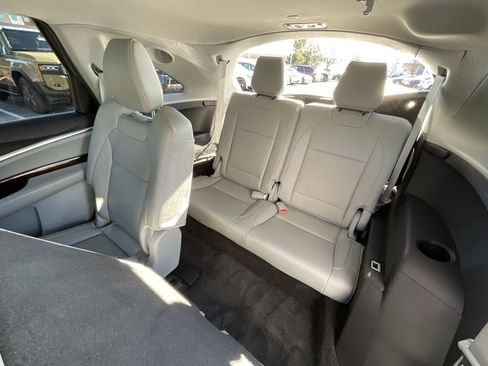 Used 2016 Acura MDX SH-AWD image 24