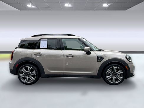 Used 2022 MINI Cooper Countryman S FWD image 8