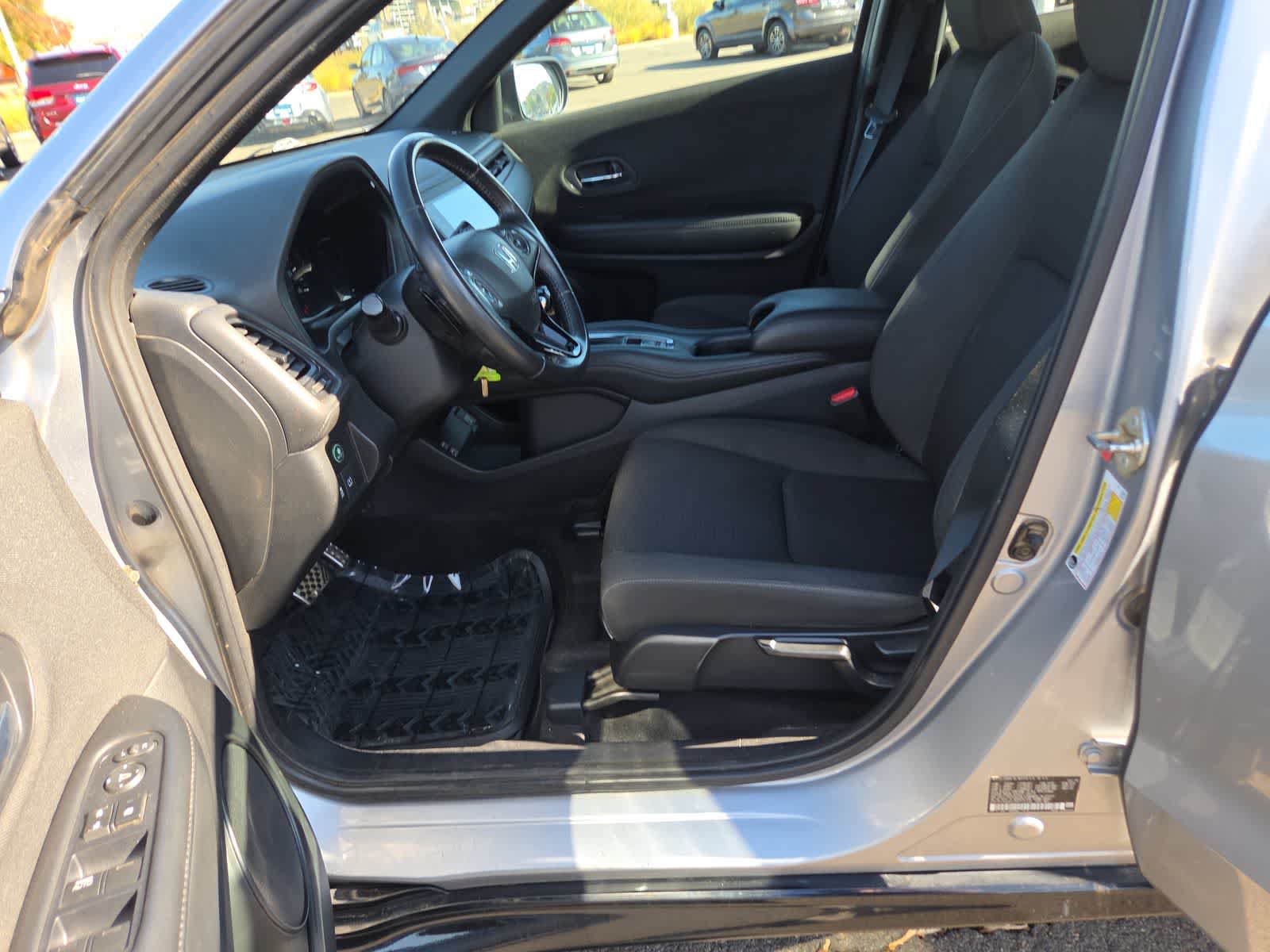 Used 2019 Honda HR-V Sport image 19