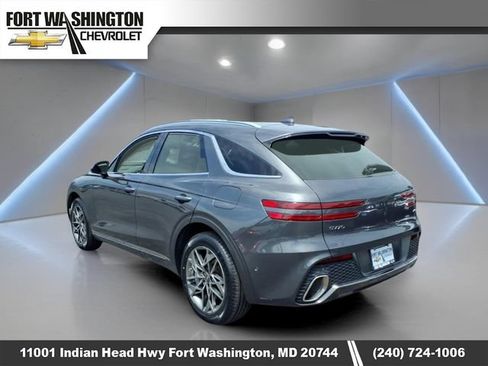 Used 2023 Genesis GV70 2.5T w/ Advanced Package AWD/4WD image 5