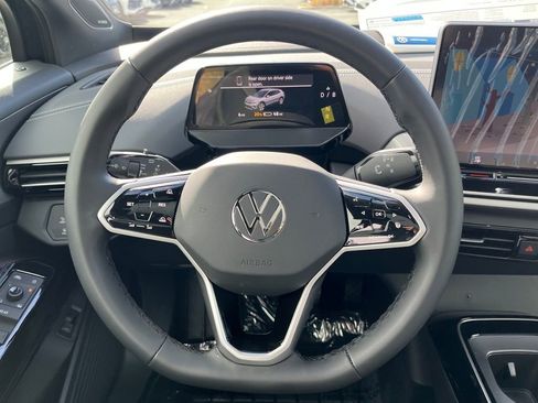 New 2025 Volkswagen ID.4 Pro S Plus image 22