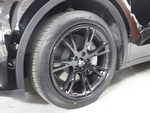 Used 2023 Tesla Model Y Long Range image 6