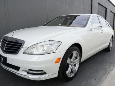 Used 2011 Mercedes-Benz S 550 S550 4-MATIC image 8