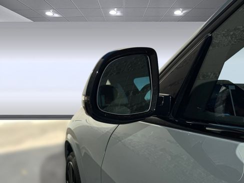 New 2026 BMW X5 xDrive40i w/ M Sport Package image 19