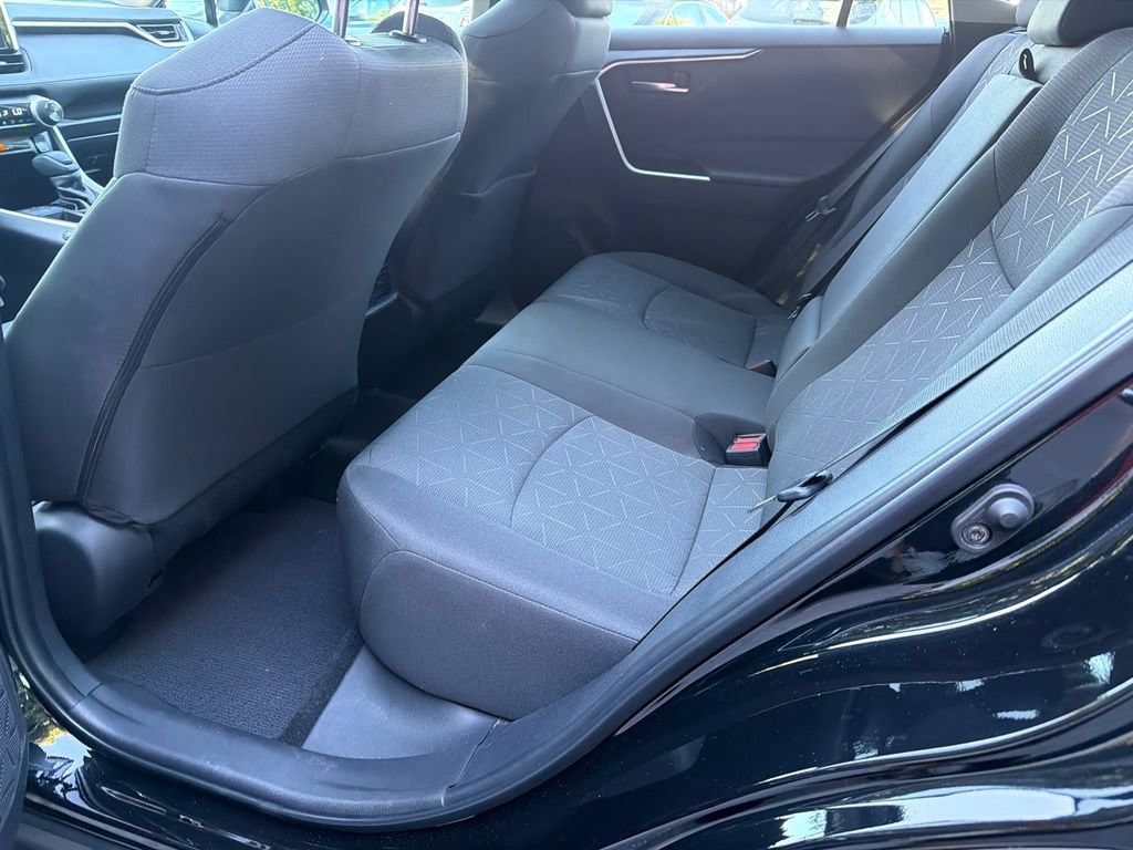 Used 2023 Toyota RAV4 XLE w/ Convenience Package FWD image 21