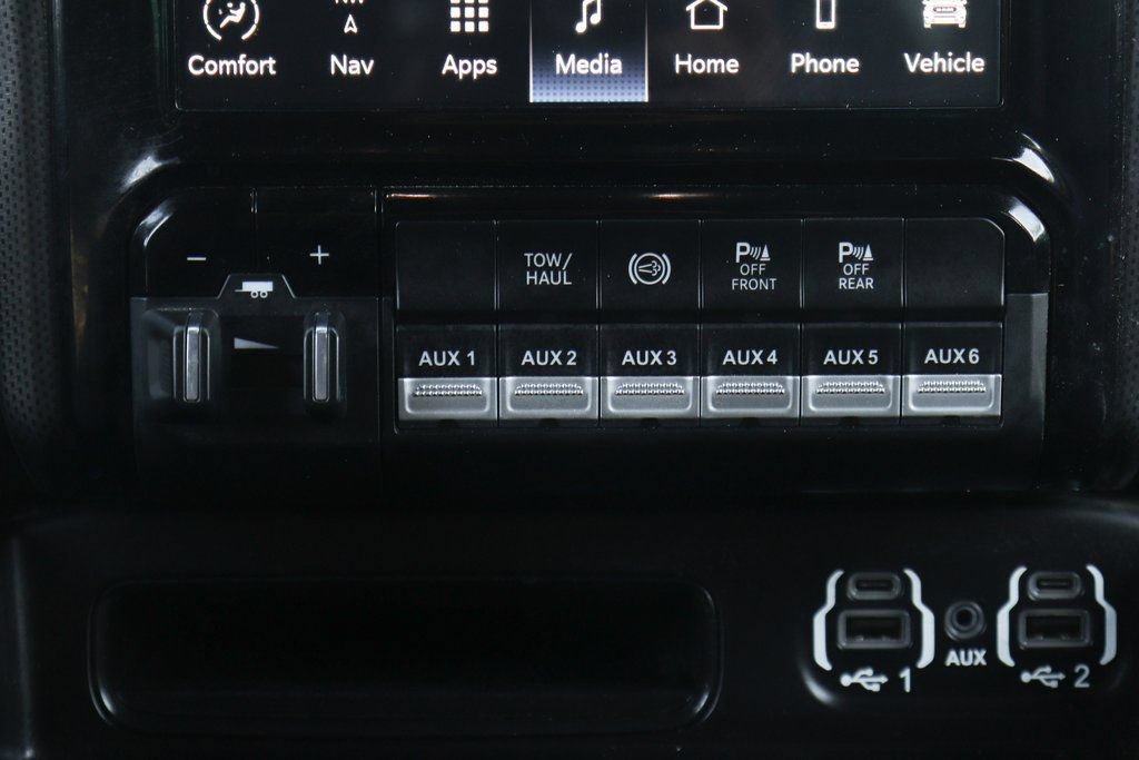 Used 2022 RAM 2500 Limited w/ Night Edition AWD/4WD image 37