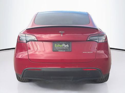 Used 2022 Tesla Model Y Long Range AWD/4WD image 7