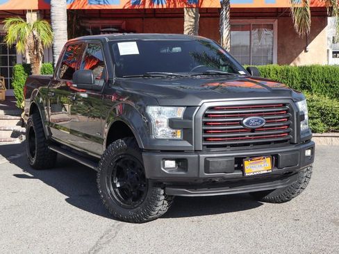Used 2015 Ford F150 XLT w/ Equipment Group 302A Luxury RWD image 2