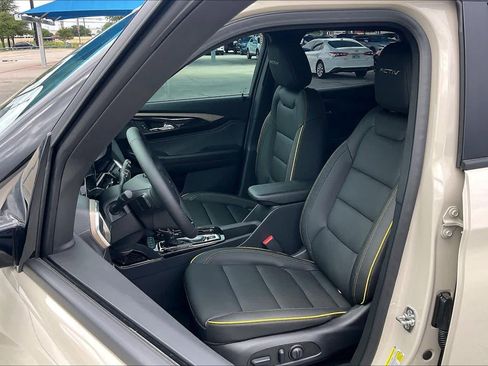 New 2026 Chevrolet TrailBlazer ACTIV w/ Convenience Package FWD image 9