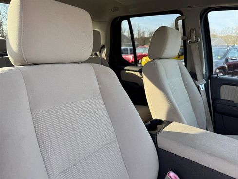 Used 2008 Ford Explorer Sport Trac XLT image 11