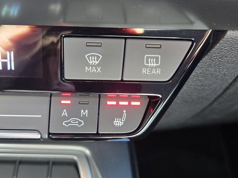 Used 2022 Audi A3 2.0T Premium image 21