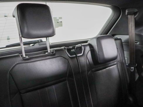 Used 2023 Volkswagen Tiguan SE R-Line FWD image 30