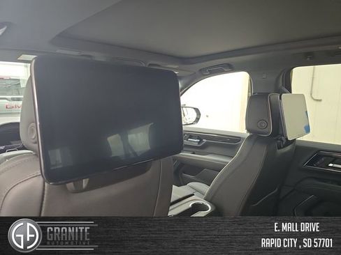 New 2026 GMC Yukon XL Elevation w/ Elevation Premium Package AWD/4WD image 38