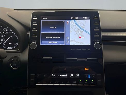 Used 2022 Toyota Avalon Touring w/ Advanced Safety Package image 27