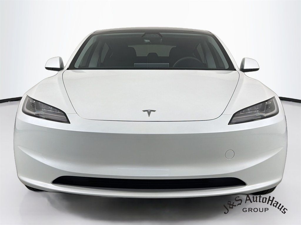 Used 2024 Tesla Model 3 Long Range RWD image 2
