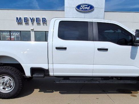 Used 2025 Ford F250 XL w/ XL Off-Road Package AWD/4WD image 1