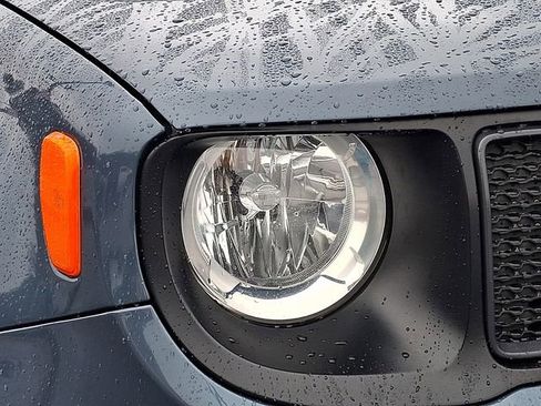 Used 2020 Jeep Renegade Trailhawk image 9