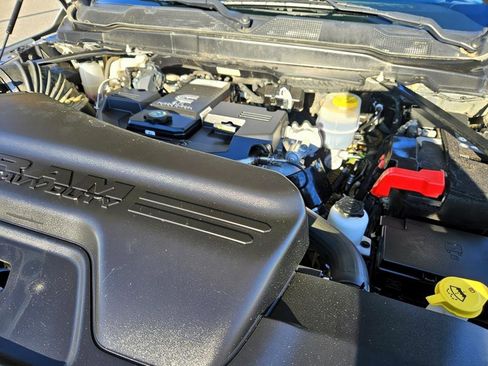 Used 2024 RAM 2500 Laramie image 19
