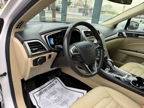 Used 2016 Ford Fusion SE w/ Equipment Group 502A FWD image 13