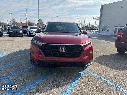 Used 2025 Honda CR-V LX image 2