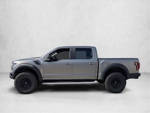 Used 2018 Ford F150 Raptor w/ Equipment Group 802A Luxury image 6